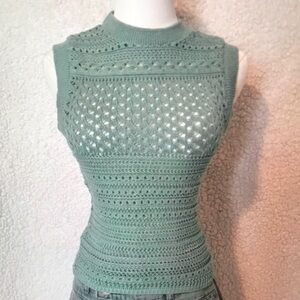 Sleeveless Green Knit Top